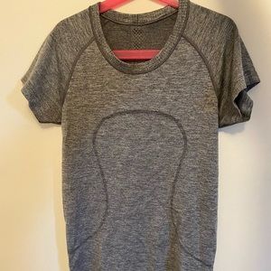 lululemon swiftly tech tee (gray and sparkly)